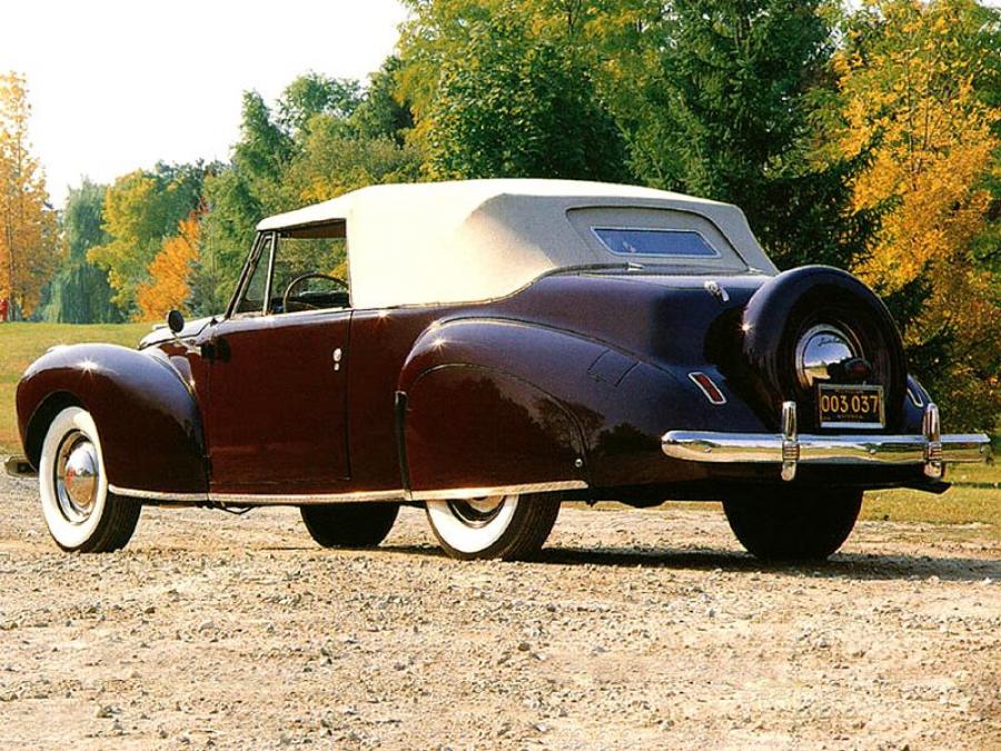  Lincoln Zephyr Continental Cabriolet 1939 года  (фото 2 из 16)